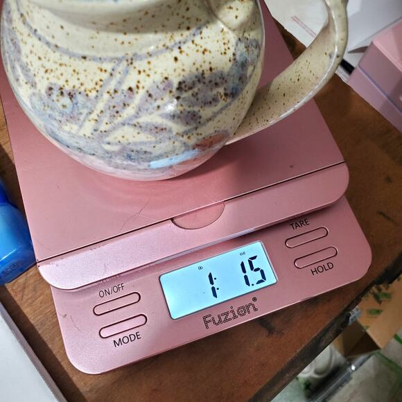 Vtg Studio Pottery Creamer Beige Speckled with Blue Flowers Leaves Signed 4.5" - Picture 12 of 12